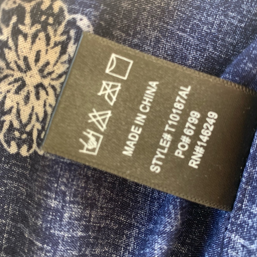 Lulus Top • - Picture 8 of 14
